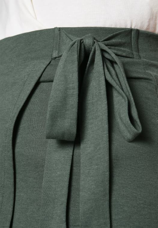 Anna Field kvinner basisomslag over midiskjørt a-linjeskjørt lysegrønt P266L789