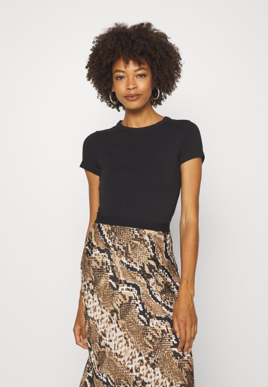 Anna Field kvinner 2 pakke basic t-skjorte hvit/svart P266L316