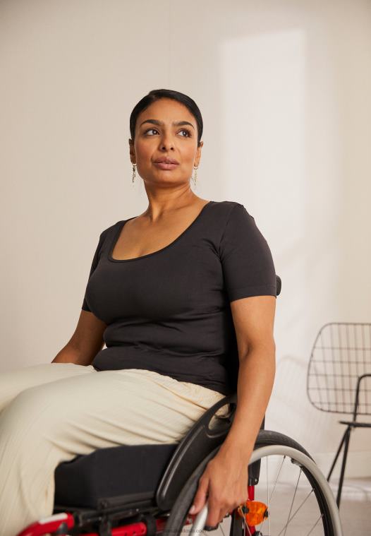 Anna Field kvinner basic t-skjorte svart P266L374