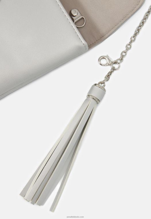 Anna Field kvinner clutch 971 sølvfarget P266L2444