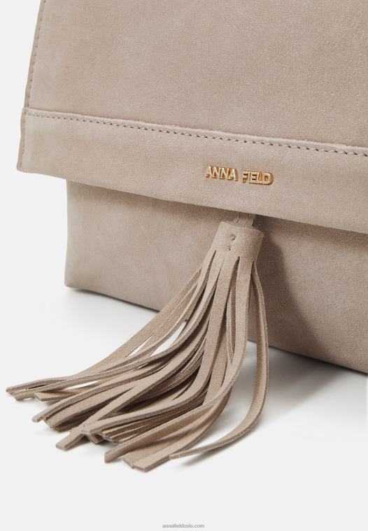Anna Field kvinner clutch taupe P266L2445