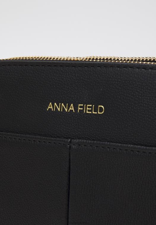 Anna Field kvinner over kroppspose svart P266L2507