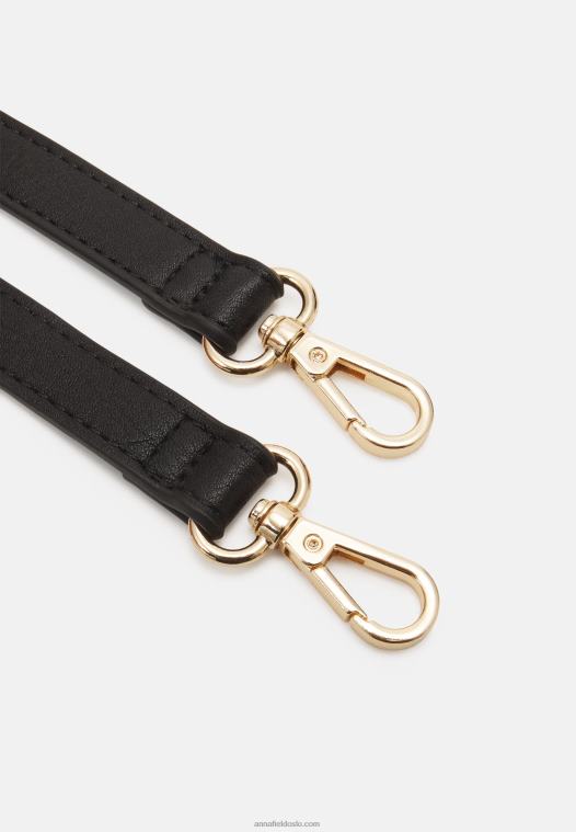 Anna Field kvinner over kroppspose svart P266L2512