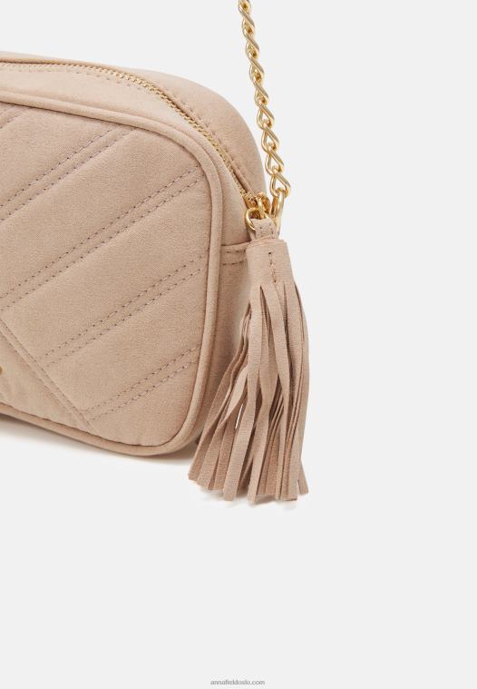 Anna Field kvinner på tvers av kroppsvesken rosa P266L2500