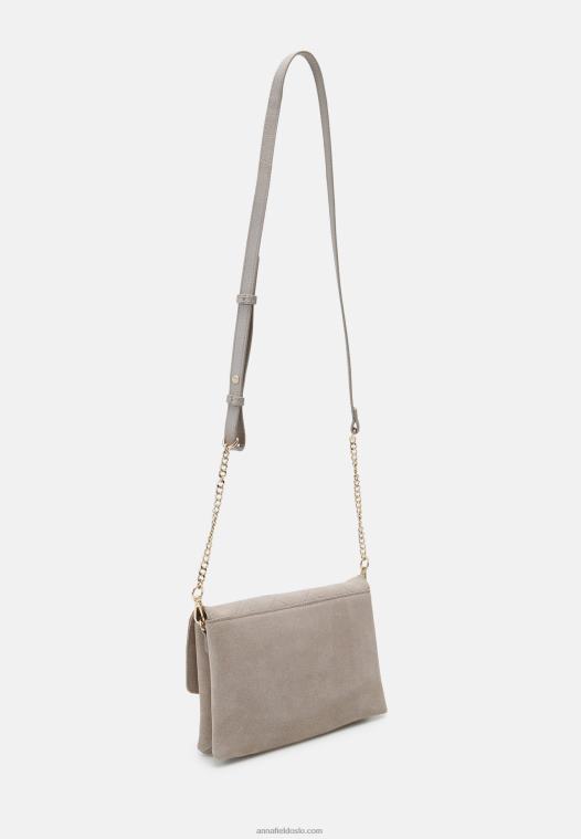 Anna Field kvinner skinnclutch taupe P266L2401