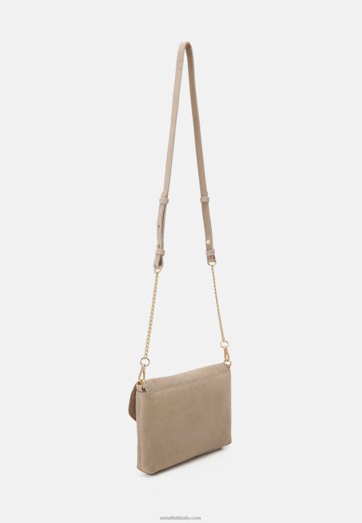 Anna Field kvinner skinnclutch taupe P266L2415